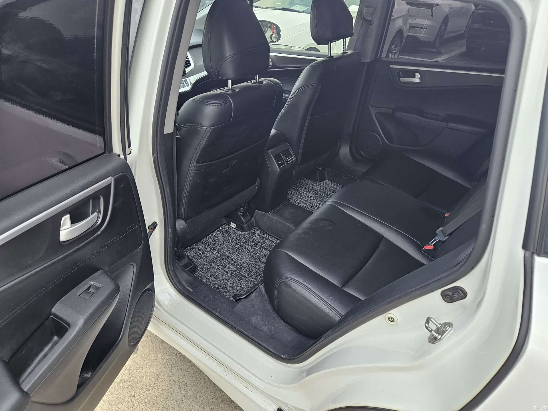 Honda Jade, 2017 6