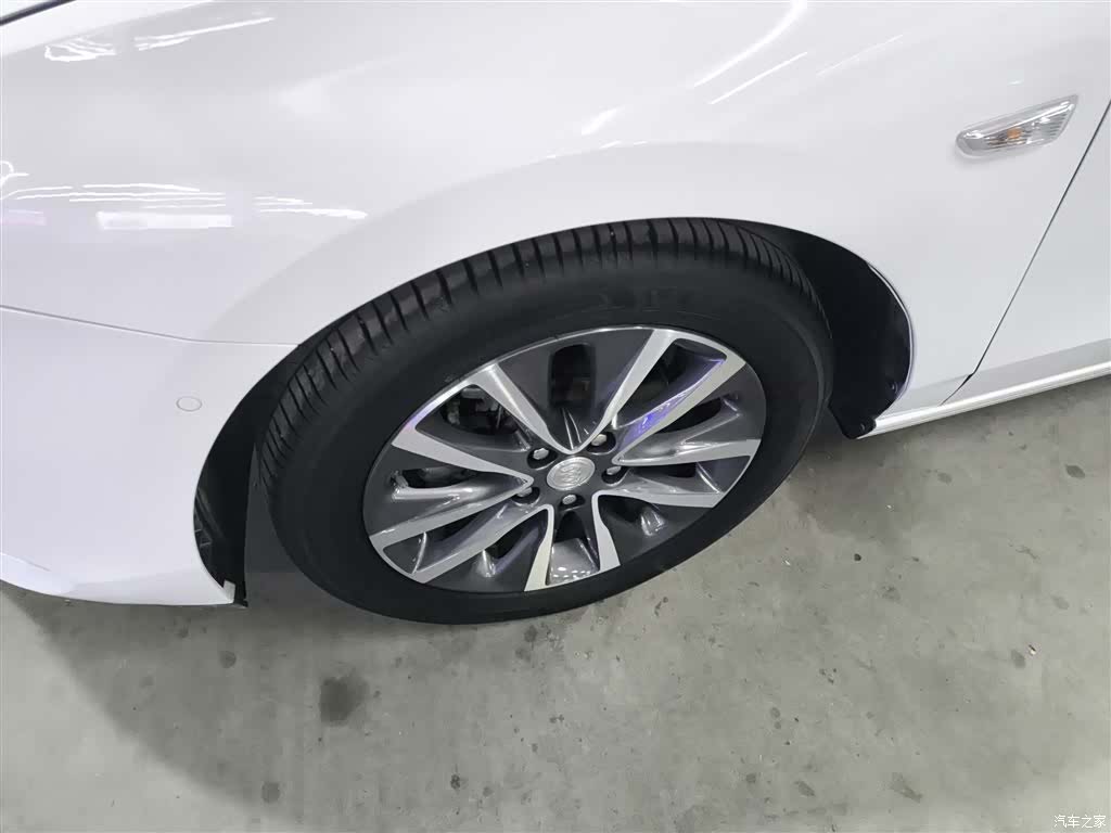 Buick GL6, 2022 22