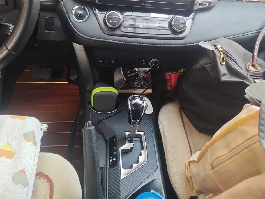 Toyota RAV4 Rongfang