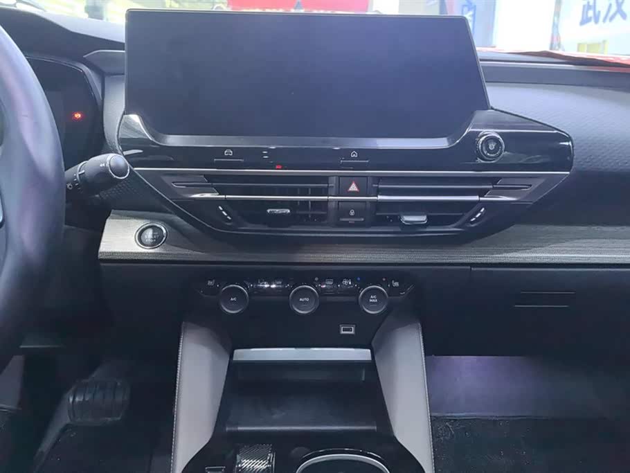 Citroen Versailles C5 X