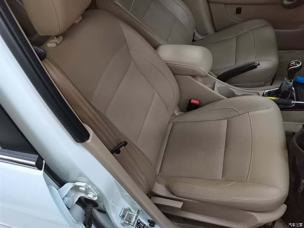 Wuling Hongguang, 2015 25