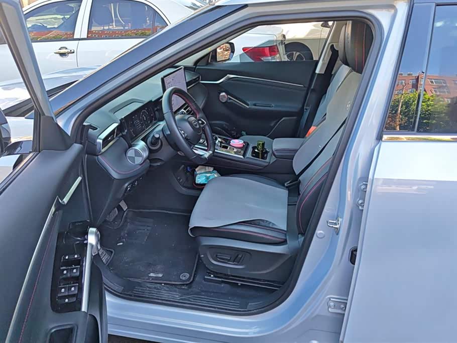 Trumpchi Shadow cool