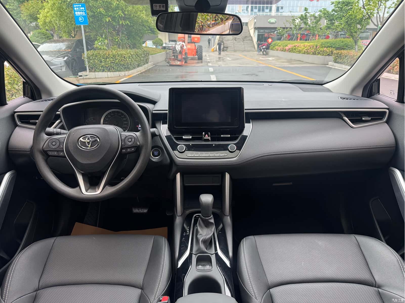 Toyota Frontlander, 2023 19