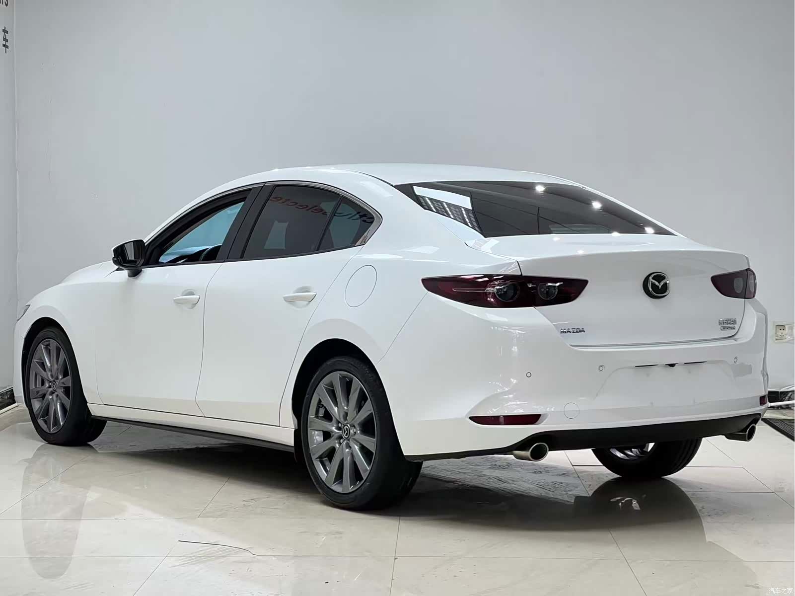 Mazda Mazda3, 2023 6