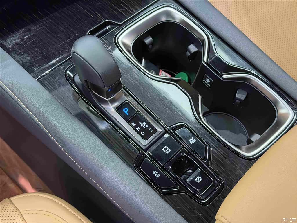 Lexus RX, 2023 10