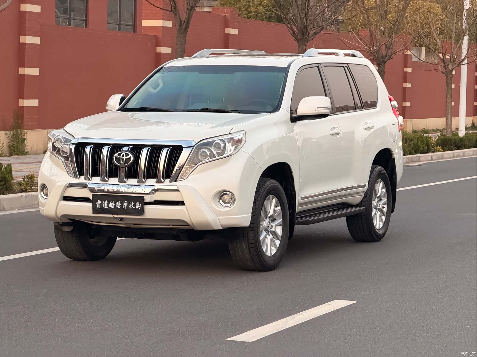 Toyota Prado, 2017 1
