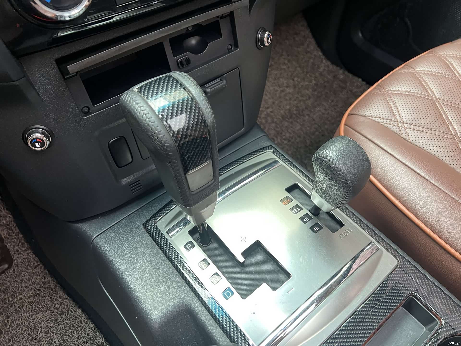 Mitsubishi Pajero, 2019 16