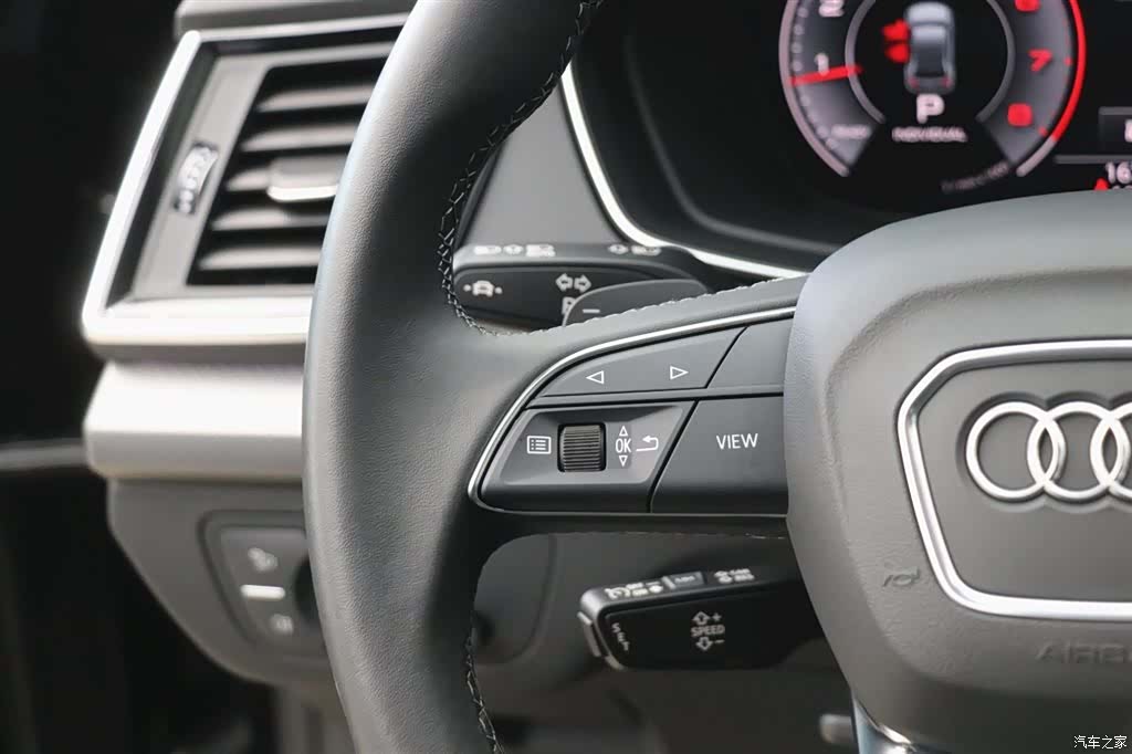 Audi Q5L, 2022 15