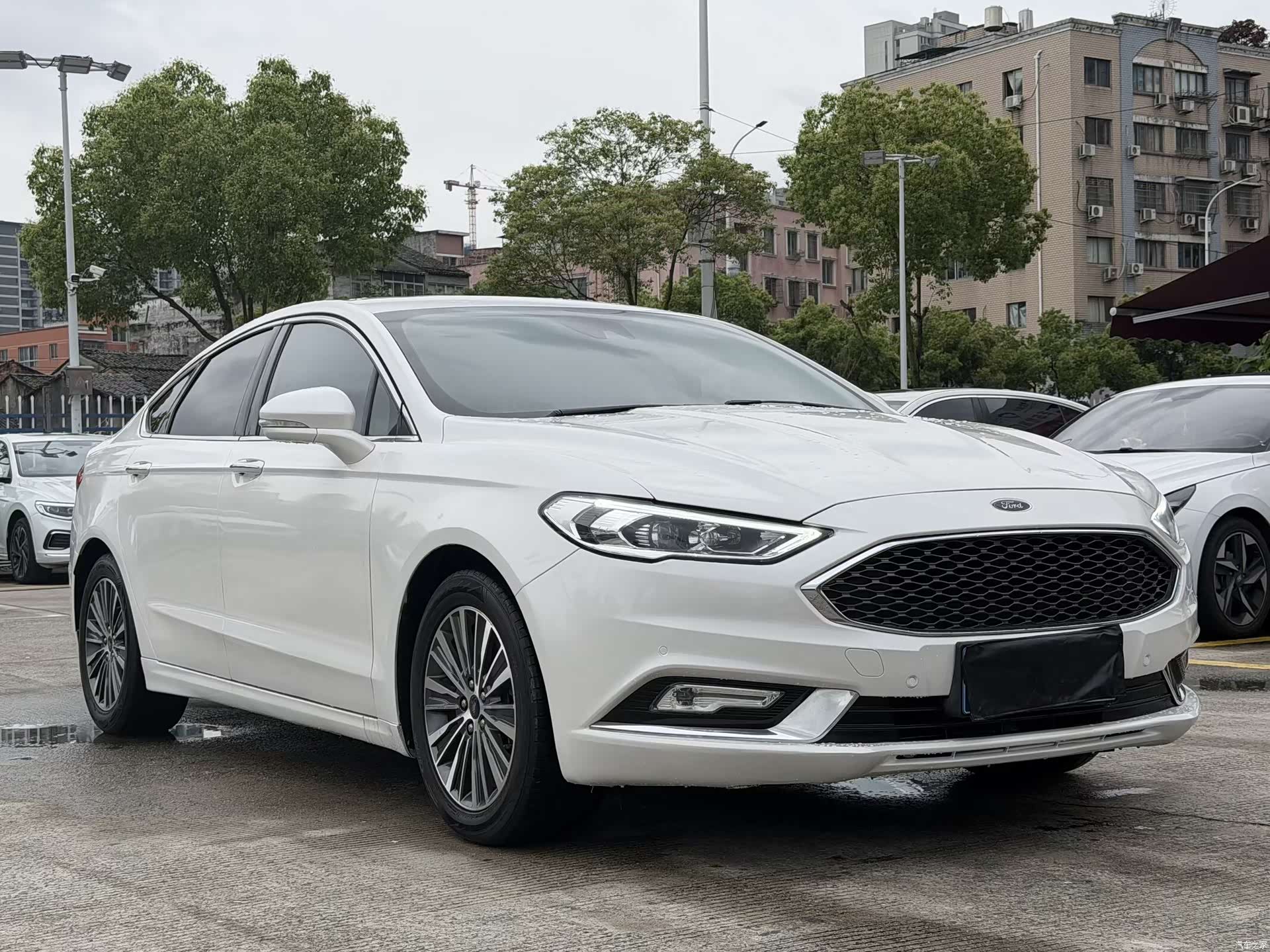Ford Mondeo, 2017 3