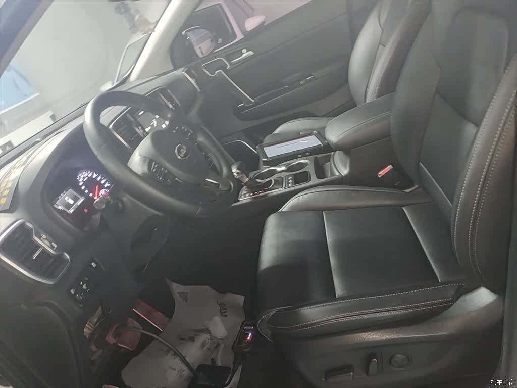 Kia KX5, 2016 15