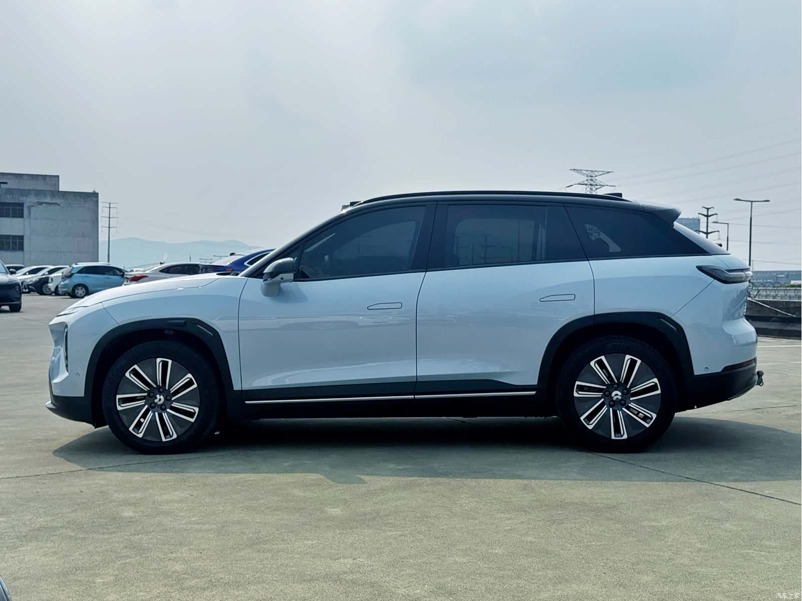 NIO ES7, 2023 4