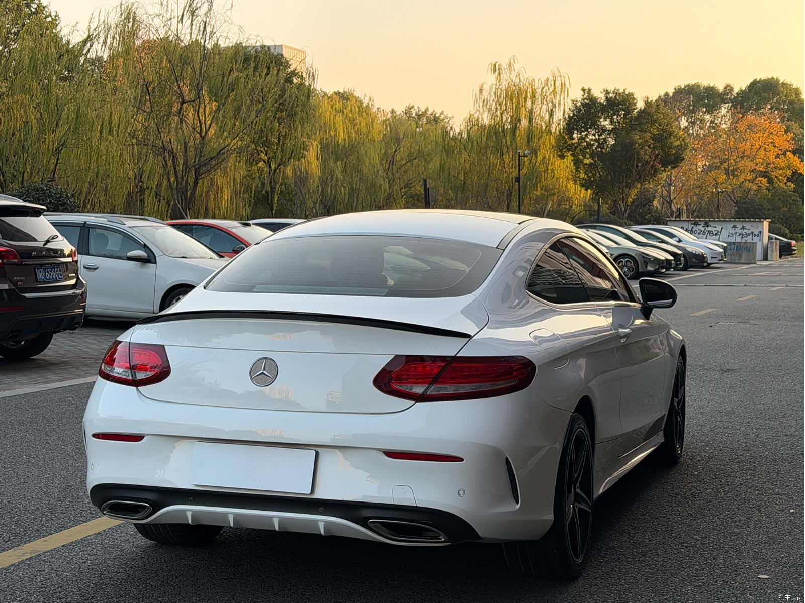 Mercedes-Benz C-Class, 2018 16