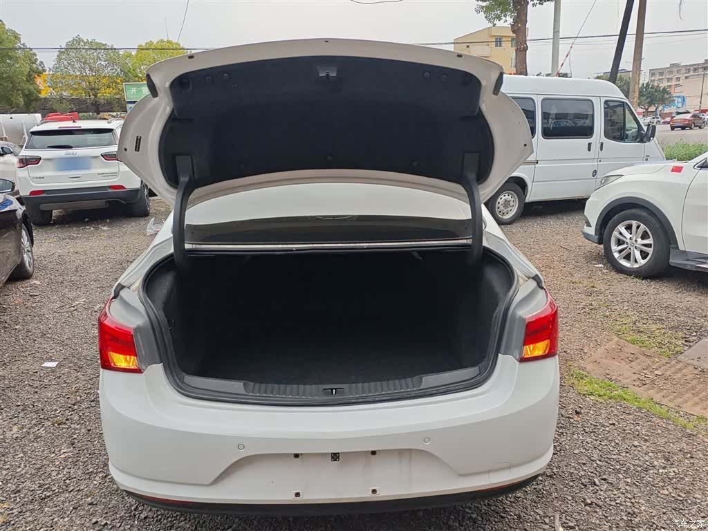Buick Verano, 2019 19