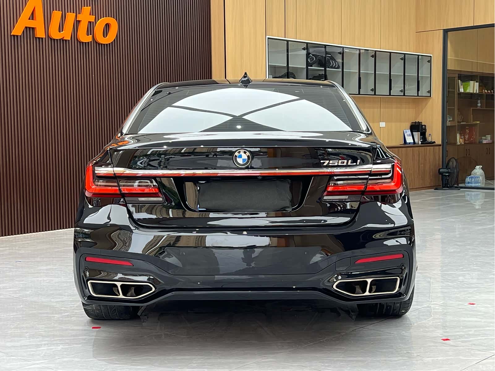 BMW 7 Series, 2012 все фото