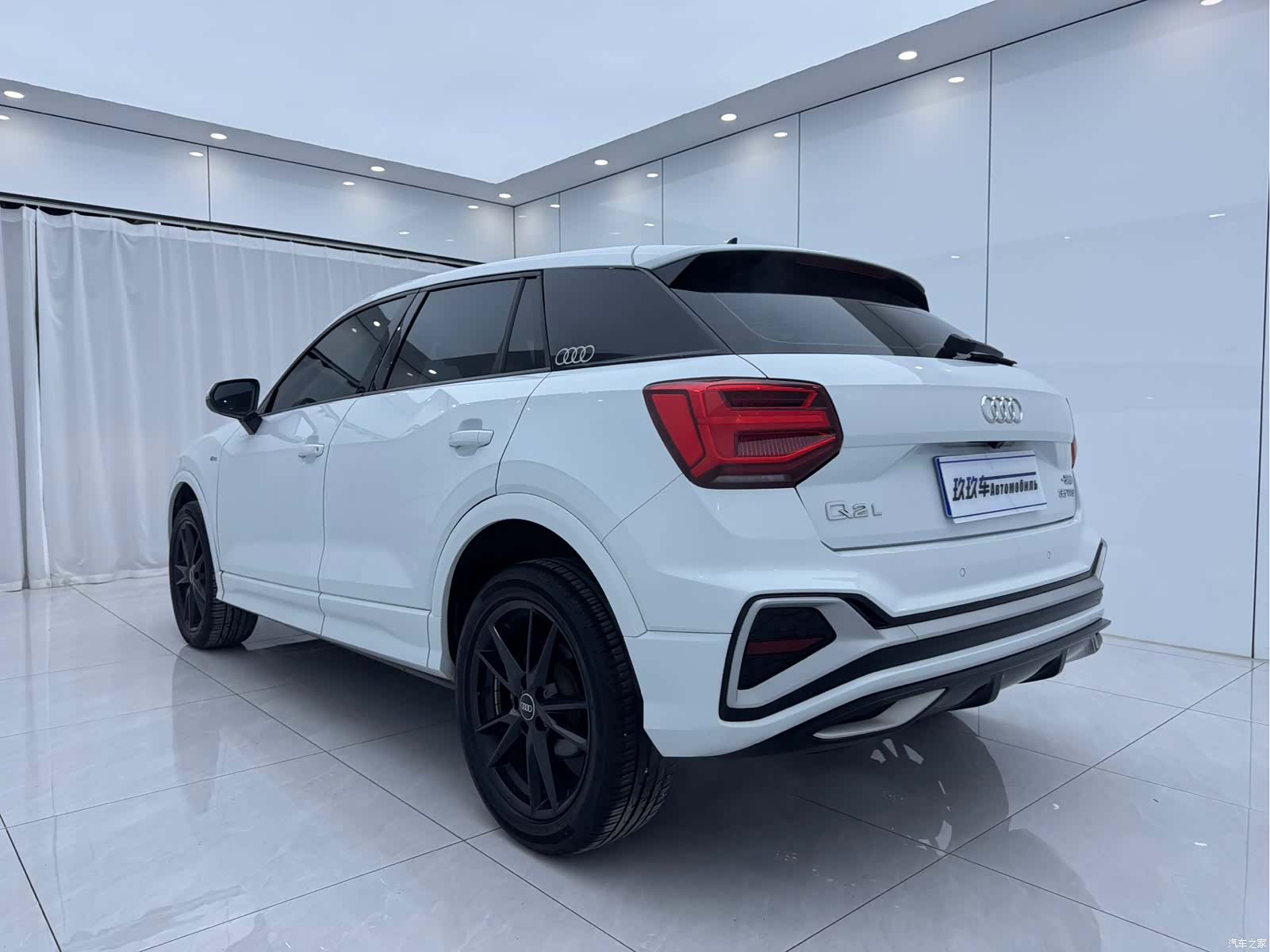 Audi Q2L, 2022 6