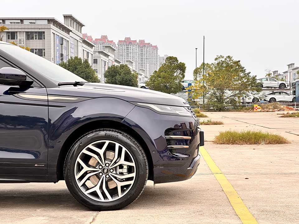 Land Rover Range Rover Aurora