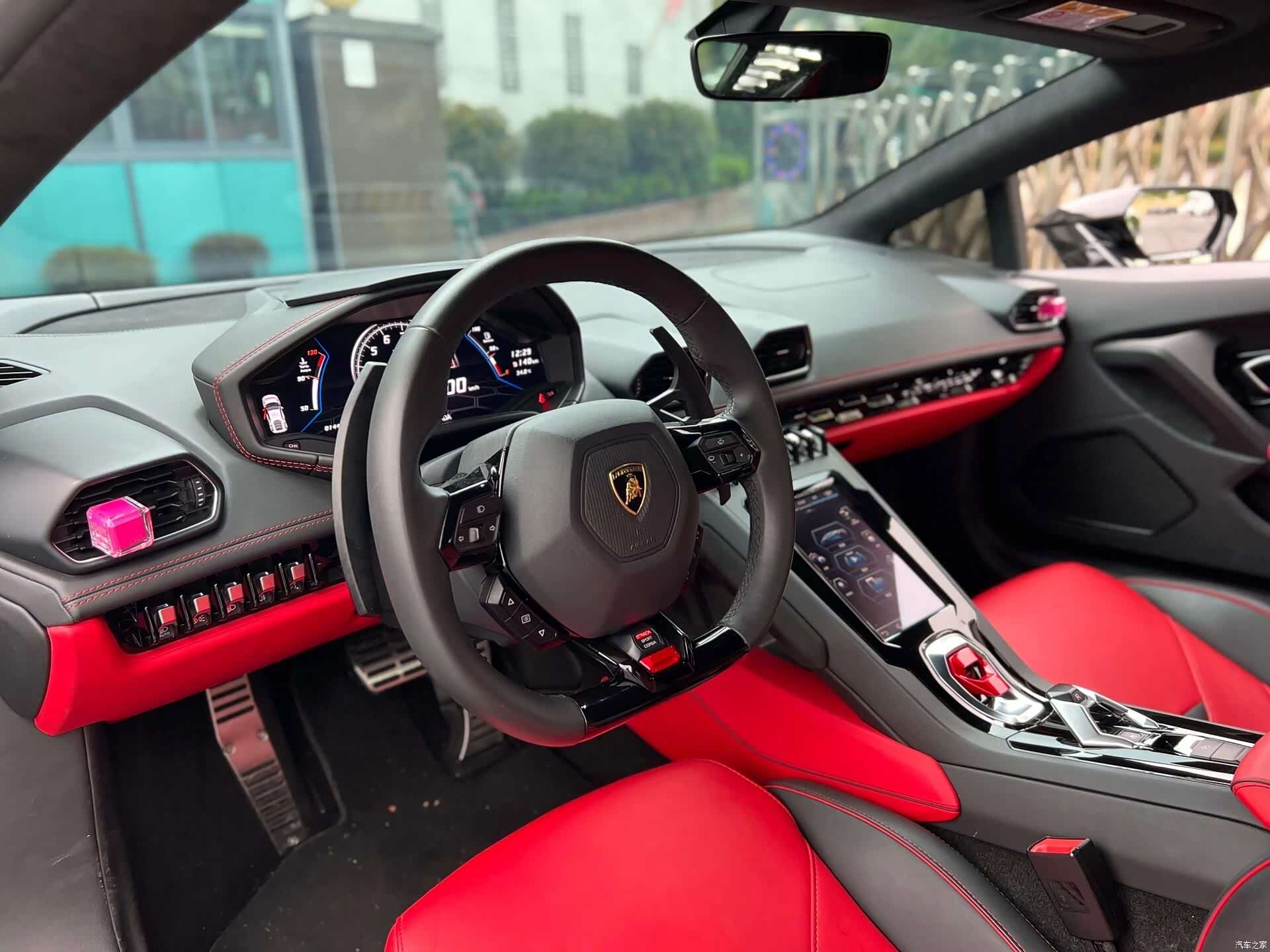 Lamborghini Huracán, 2021 7
