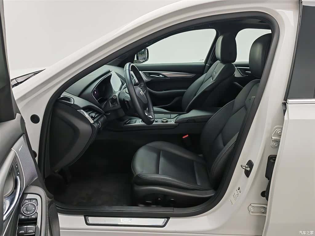 Cadillac CT5, 2022 10