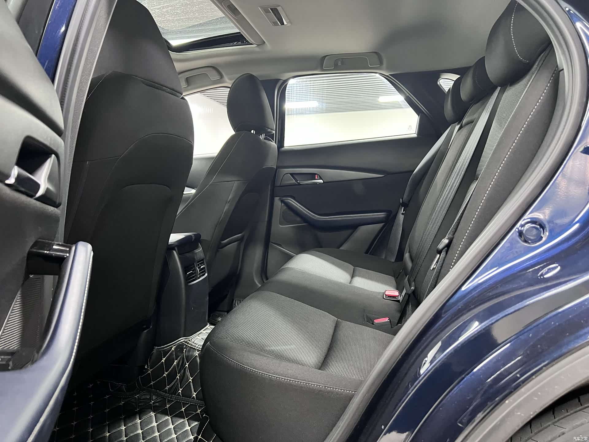 Mazda CX-30, 2021 8