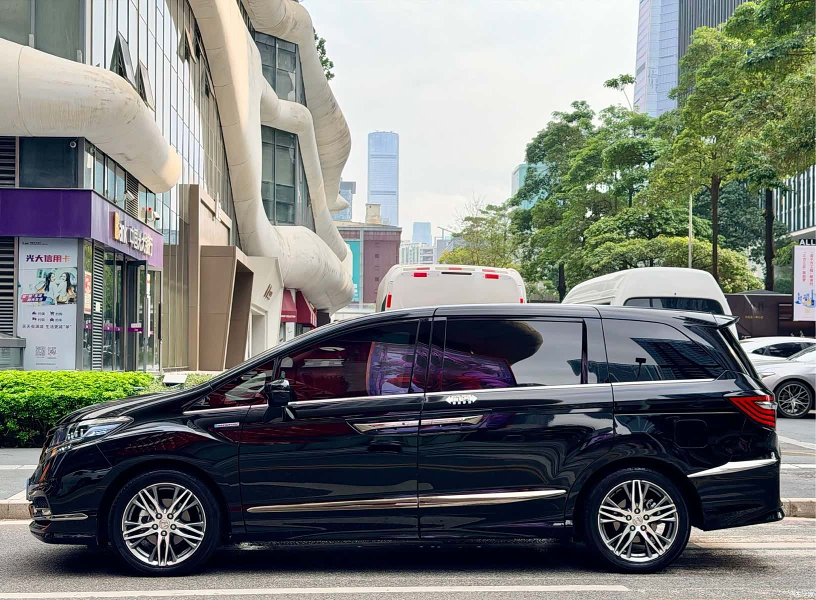 Honda Elysion, 2021 4
