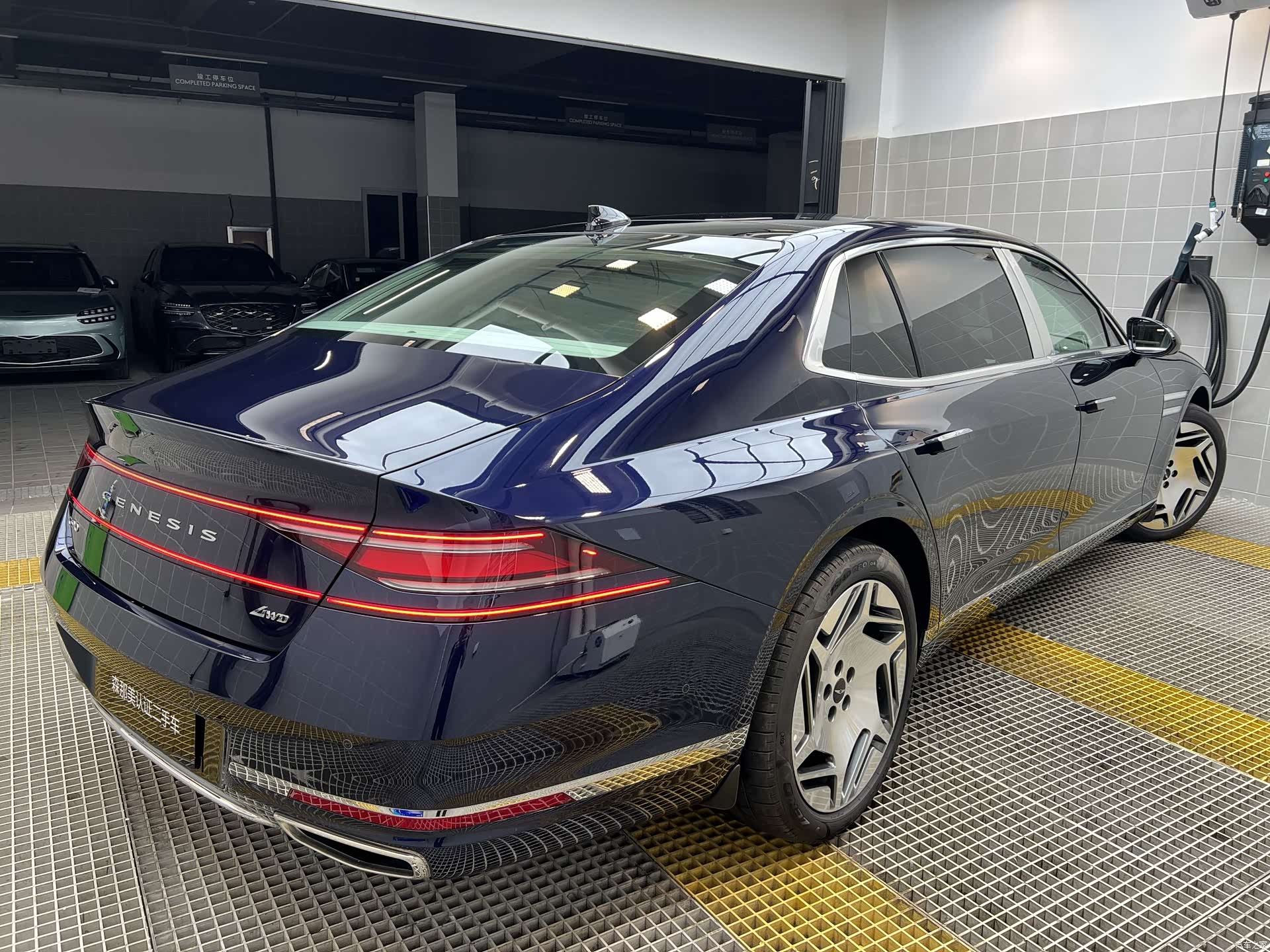 Genesis G90, 2023 4