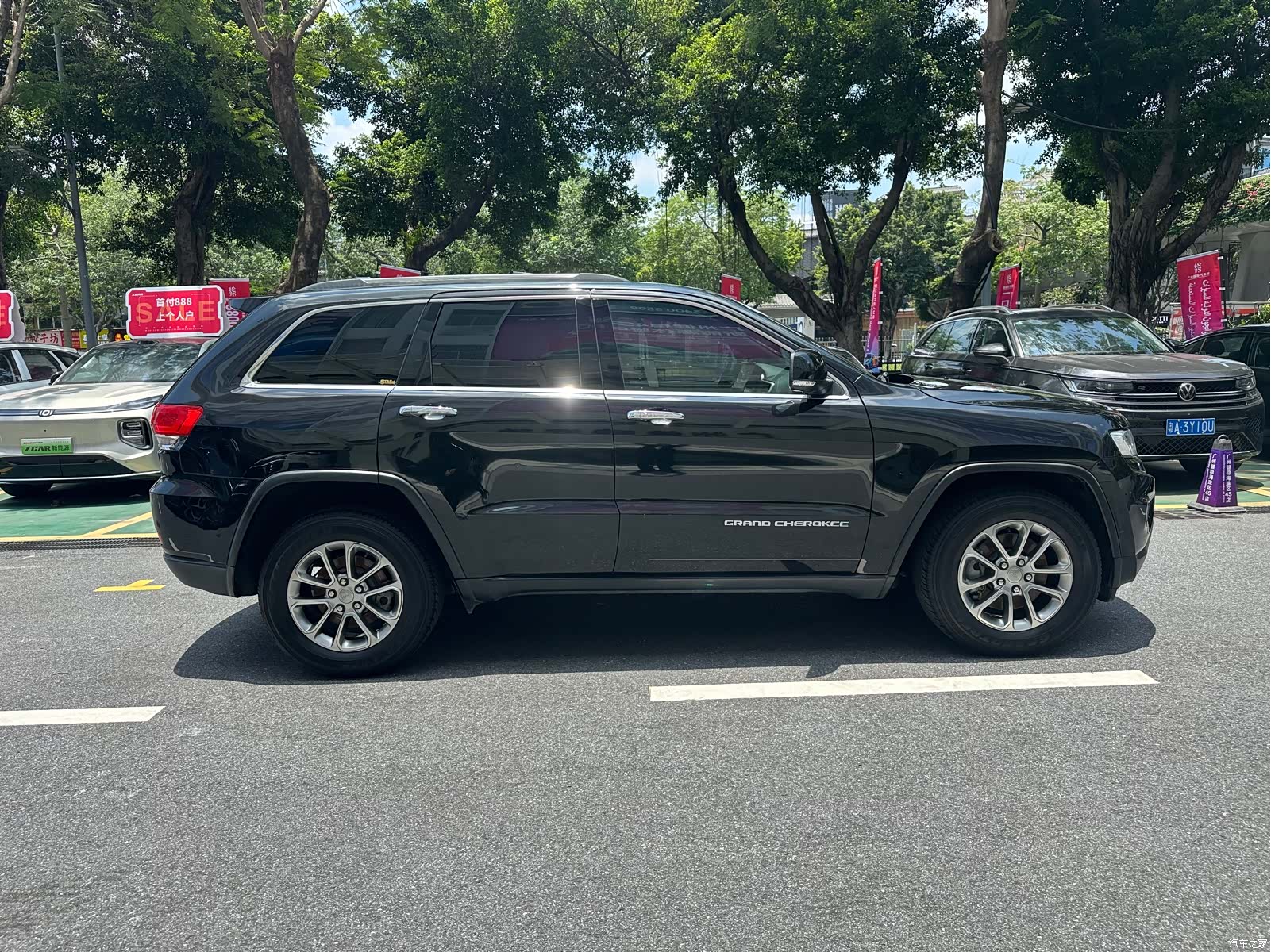 Jeep Grand Cherokee, 2015 4
