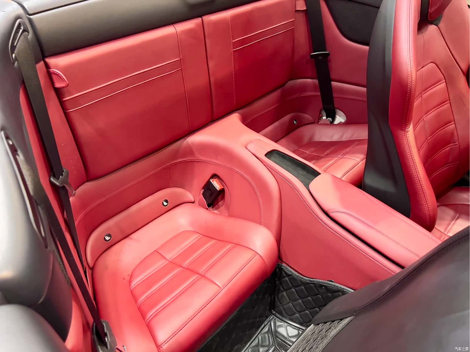 Ferrari California, 2015 19