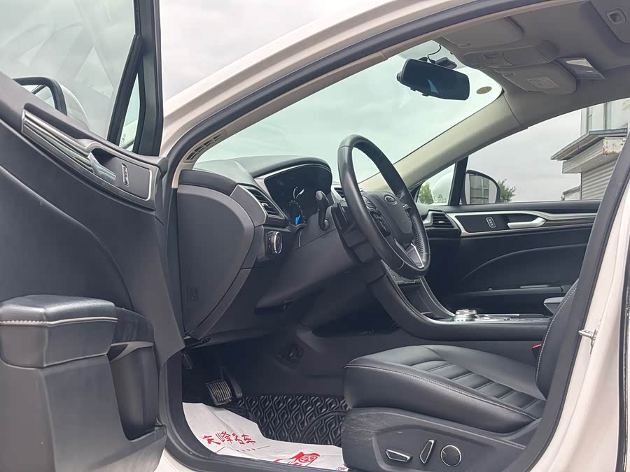 Ford Mondeo 2019, фото 8