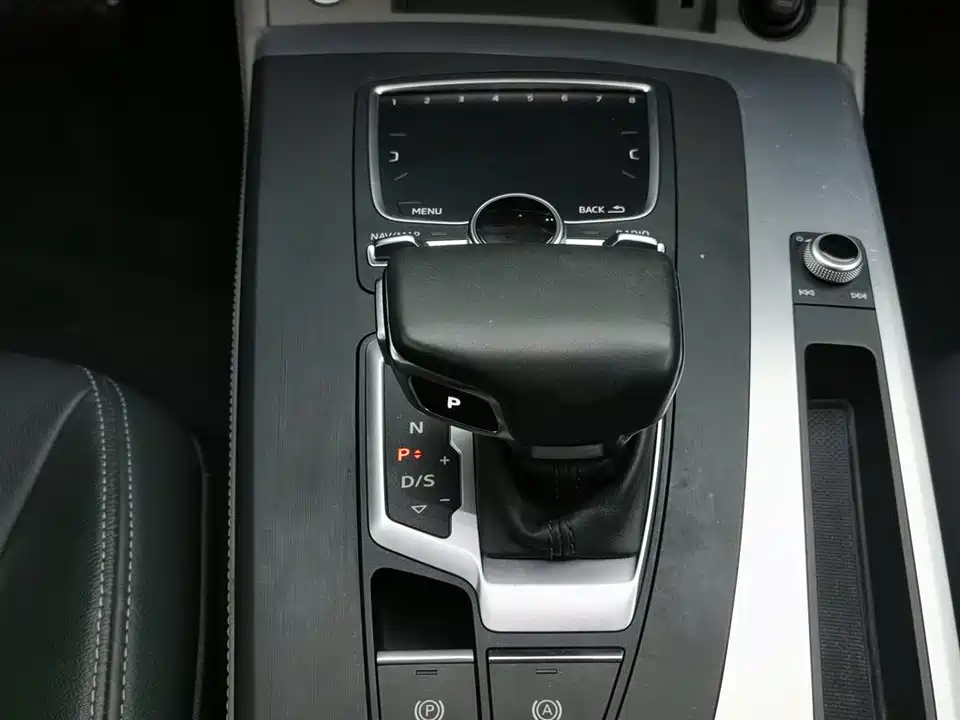 Audi Q5L Audi Q5L