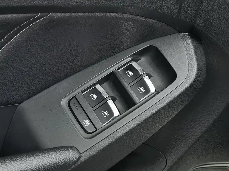 Roewe RX5 New energy