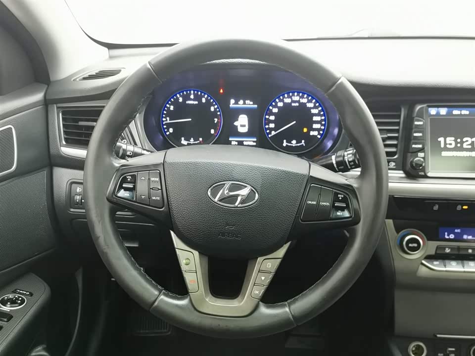 Hyundai Name picture
