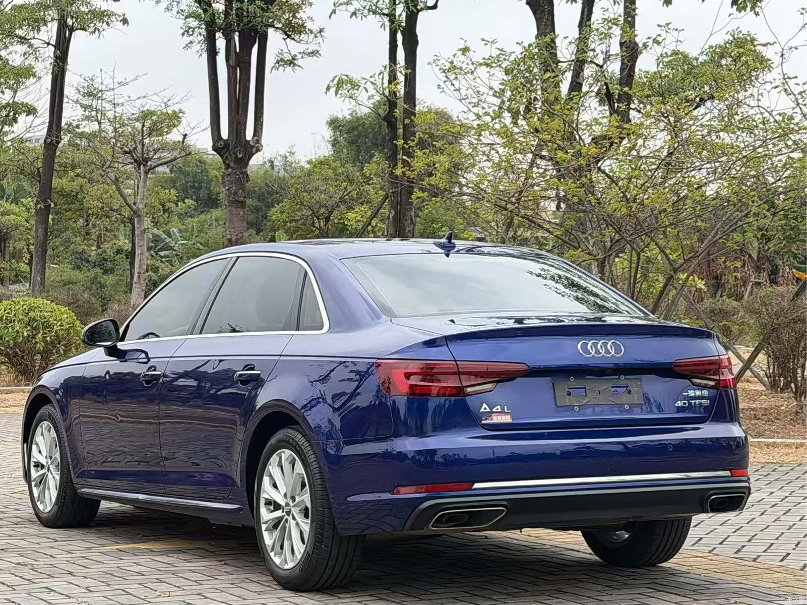 Audi A4L, 2019 3