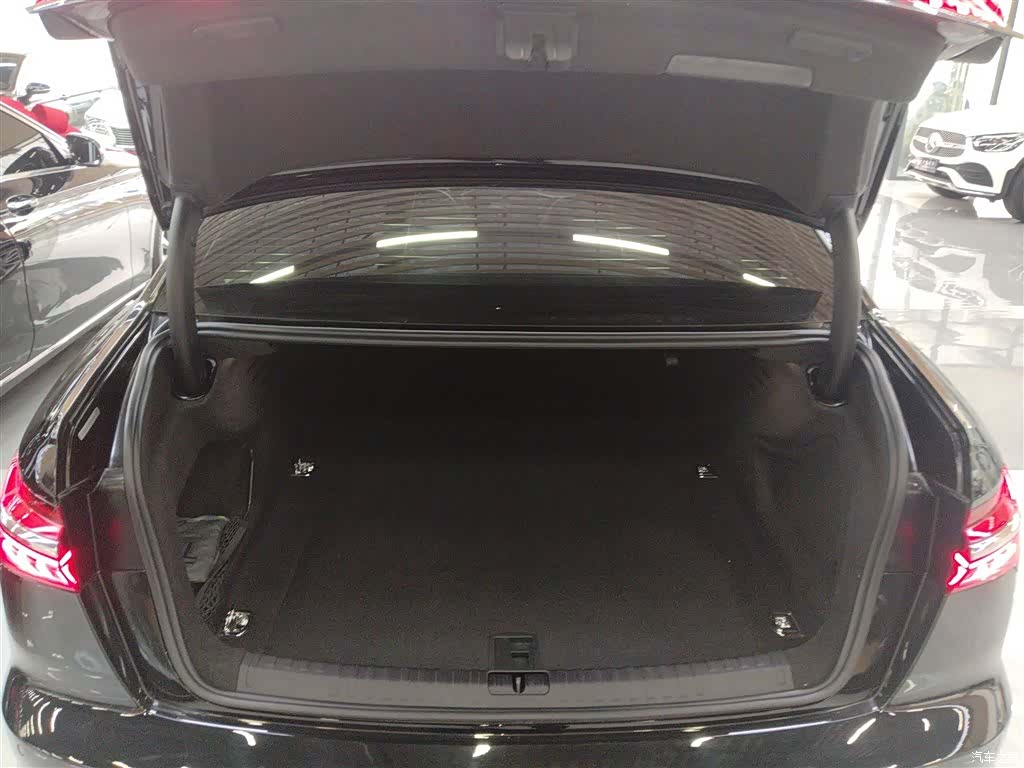 Audi A6L, 2022 15