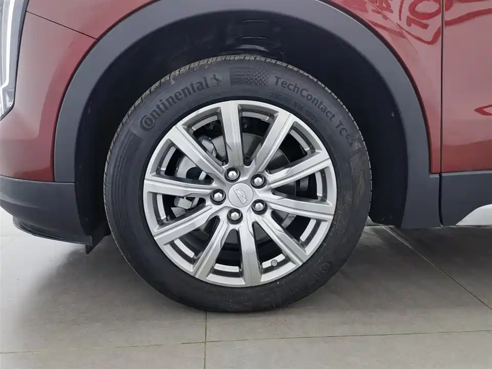 Cadillac XT4