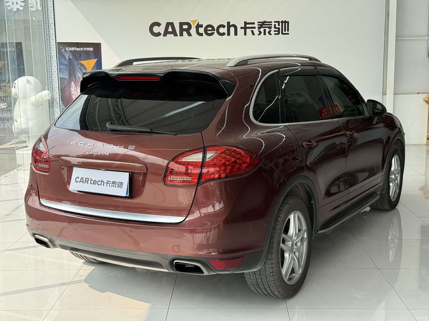 Porsche Cayenne, 2012 7