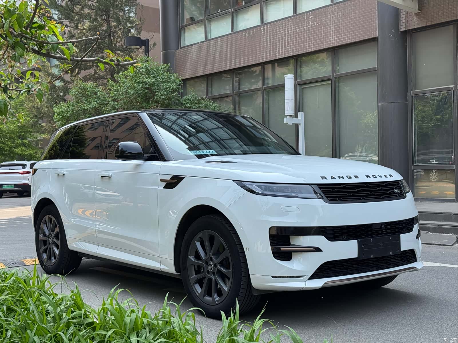 Land Rover Range Rover, 2023 3
