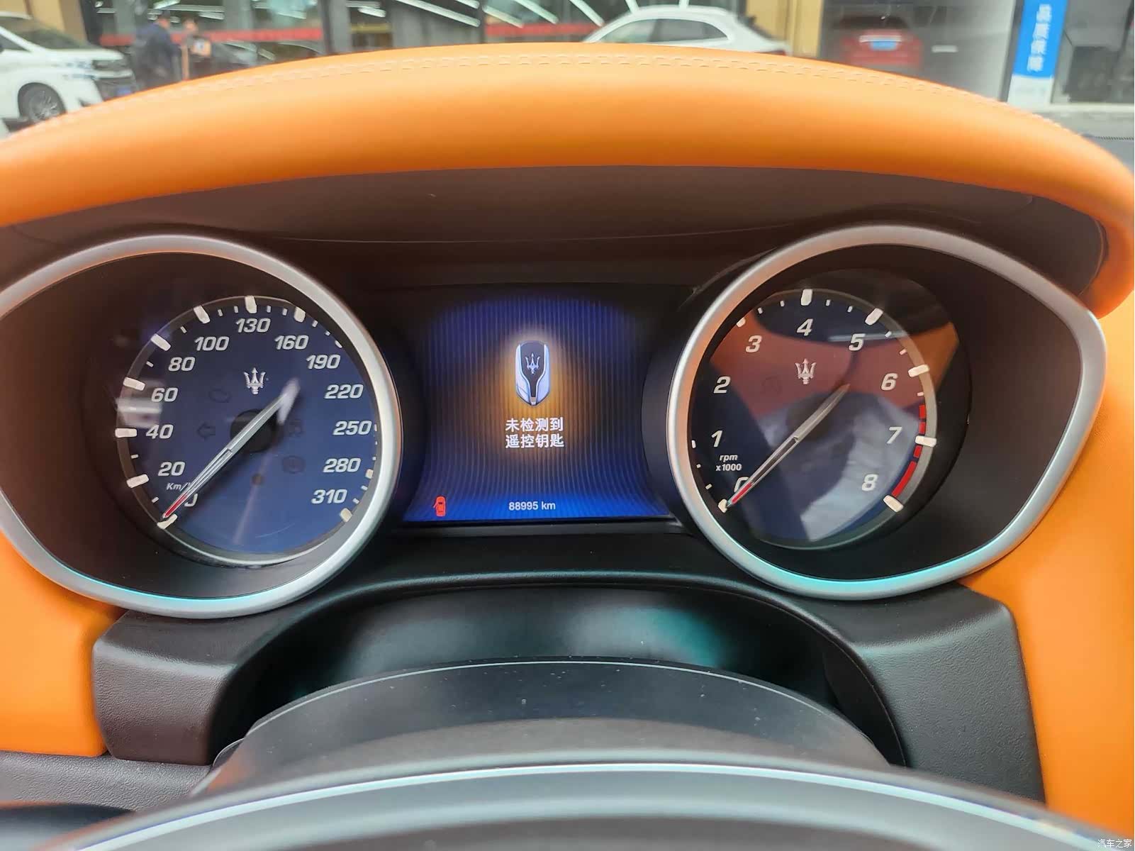 Maserati Ghibli, 2015 15