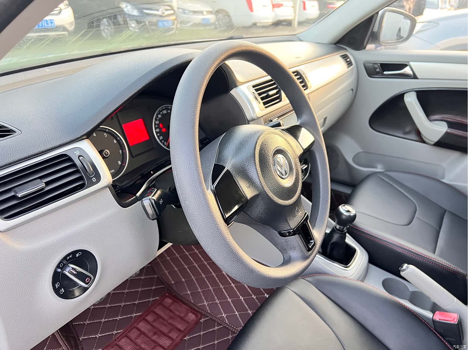 Volkswagen Bora, 2012 8