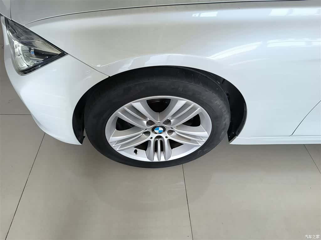BMW 3 Series, 2016 23