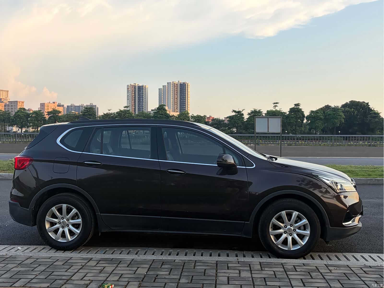 Buick Envision Plus, 2021 13