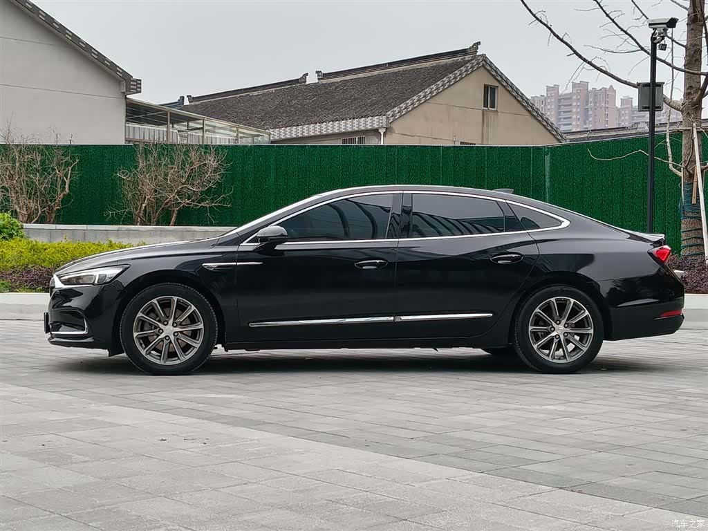 Buick LaCrosse, 2023 3