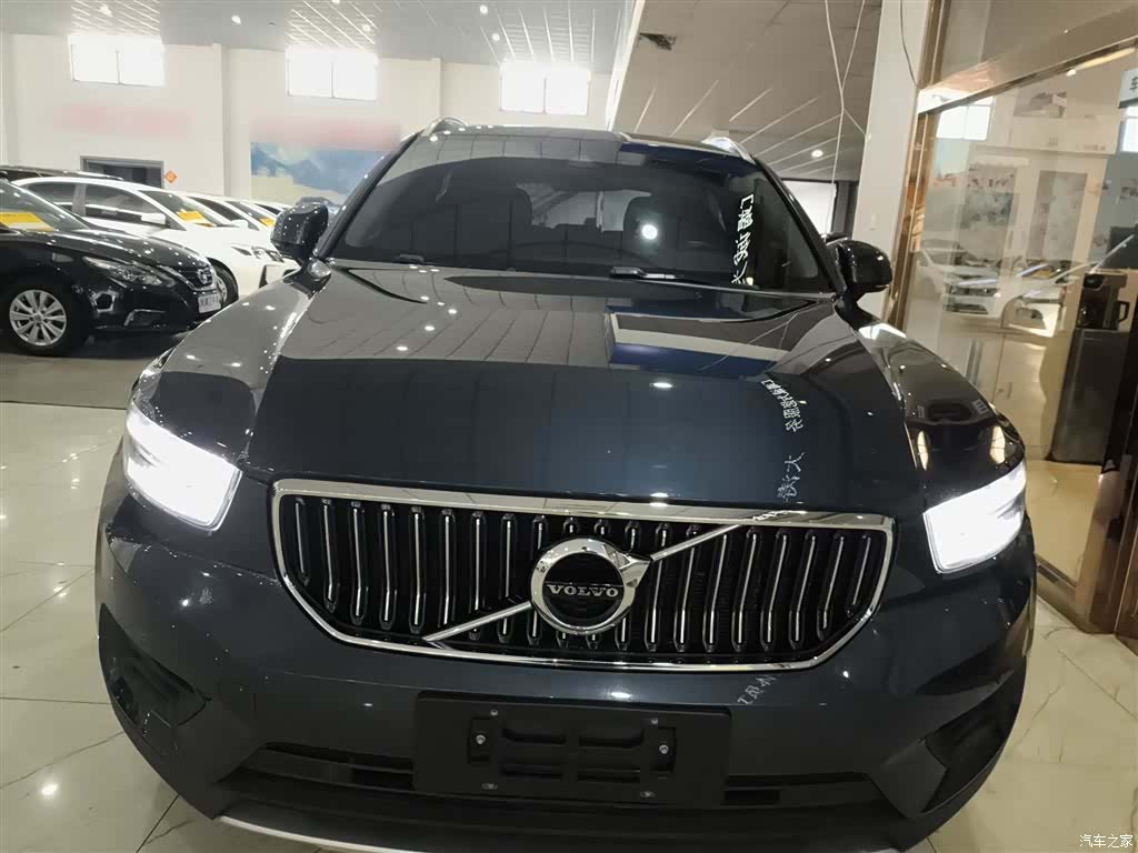 Volvo XC40, 2021 3
