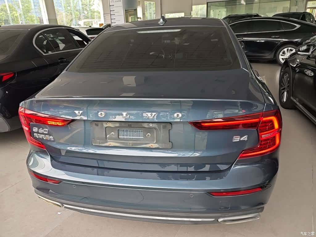 Volvo S60, 2022 6
