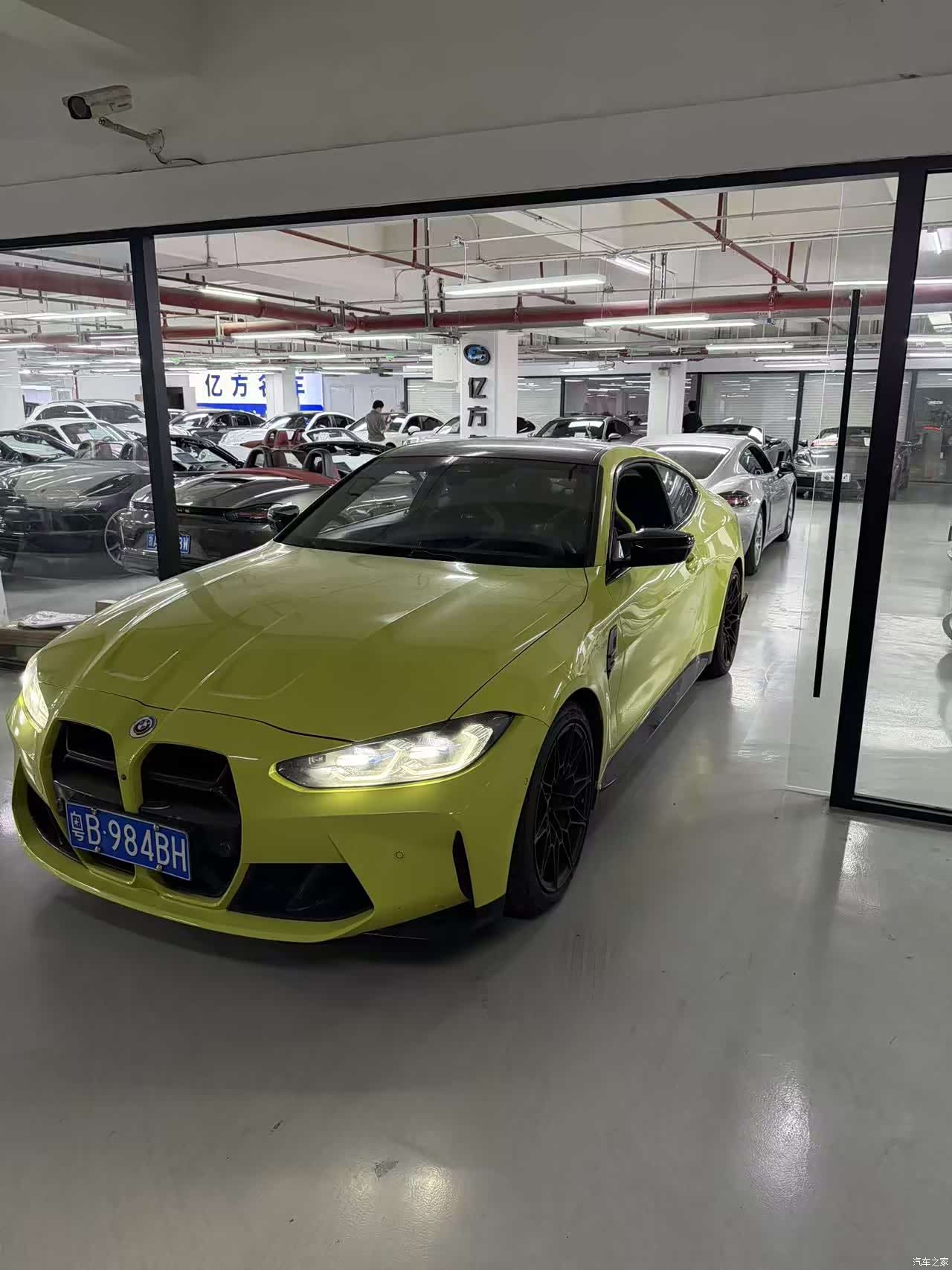 BMW M4, 2021 1