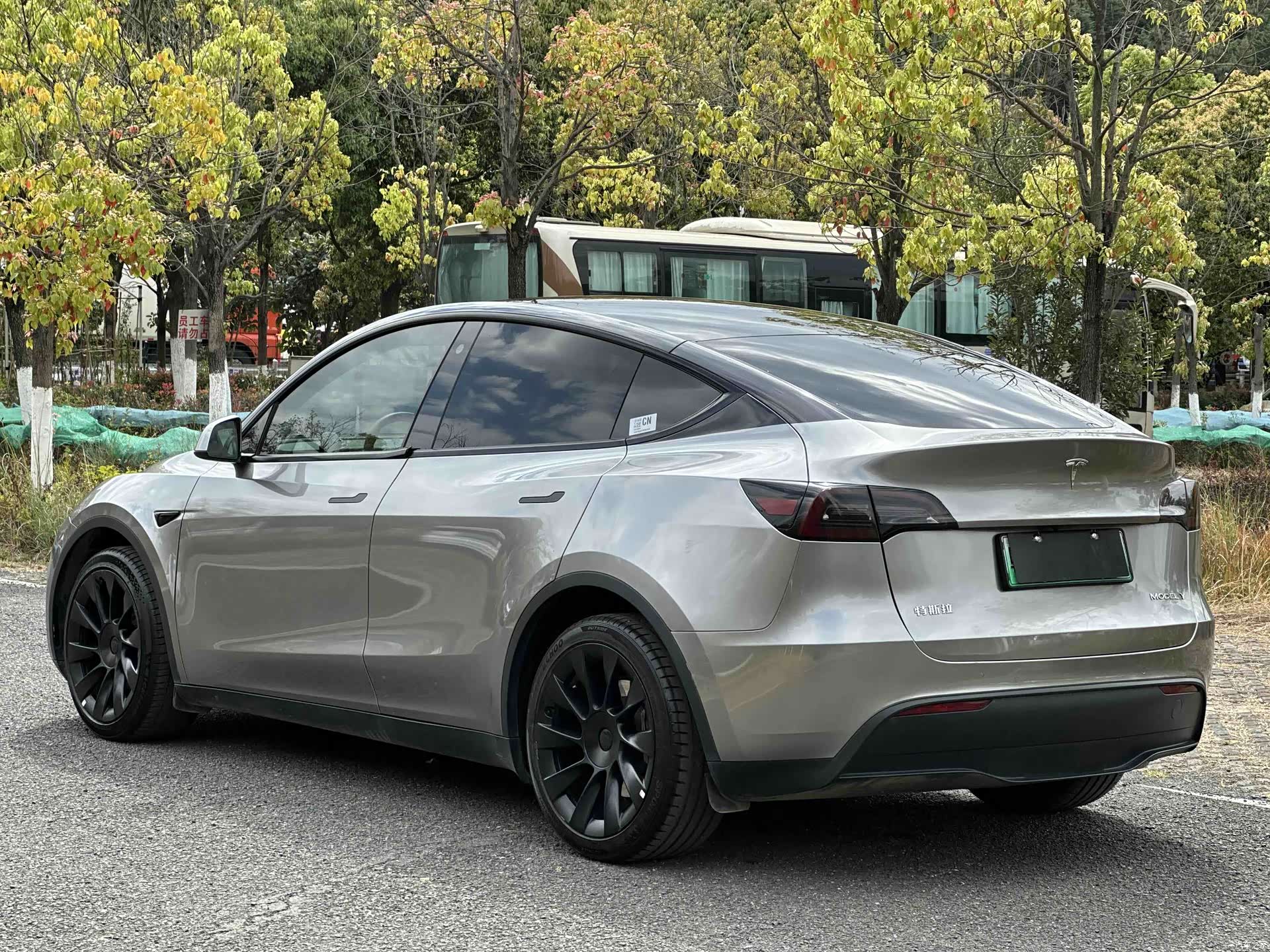 Tesla Model Y, 2023 6