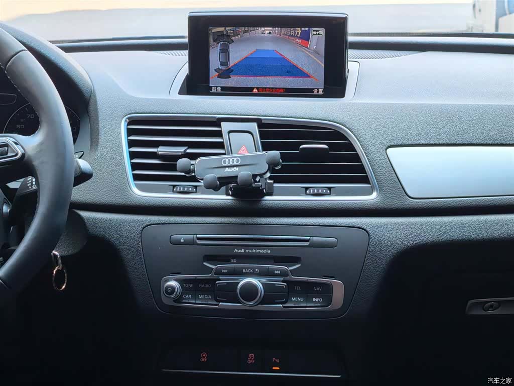 Audi Q3, 2019 12