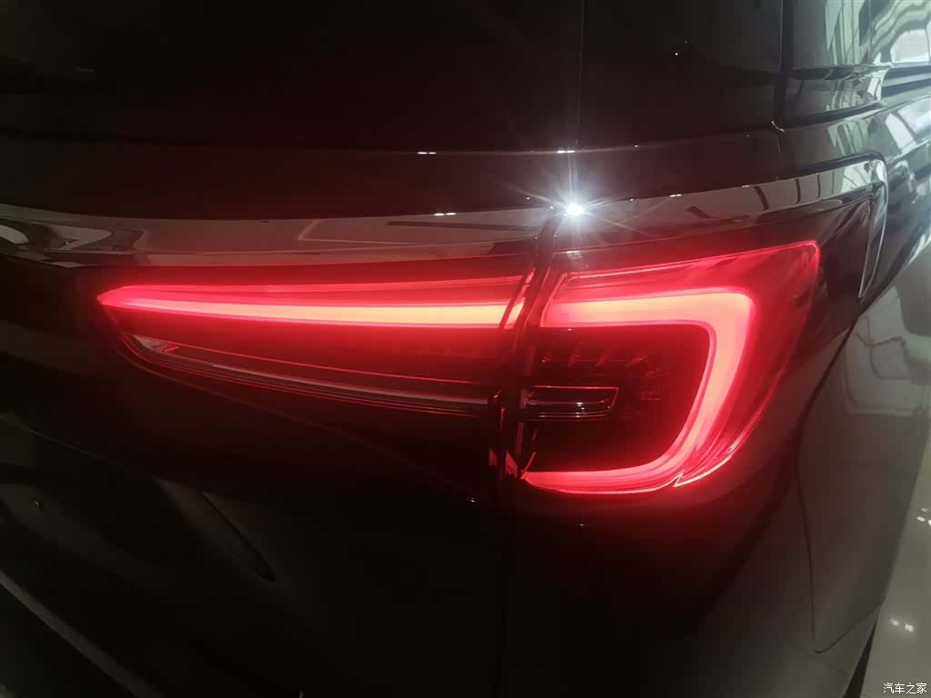 Buick GL8, 2021 24