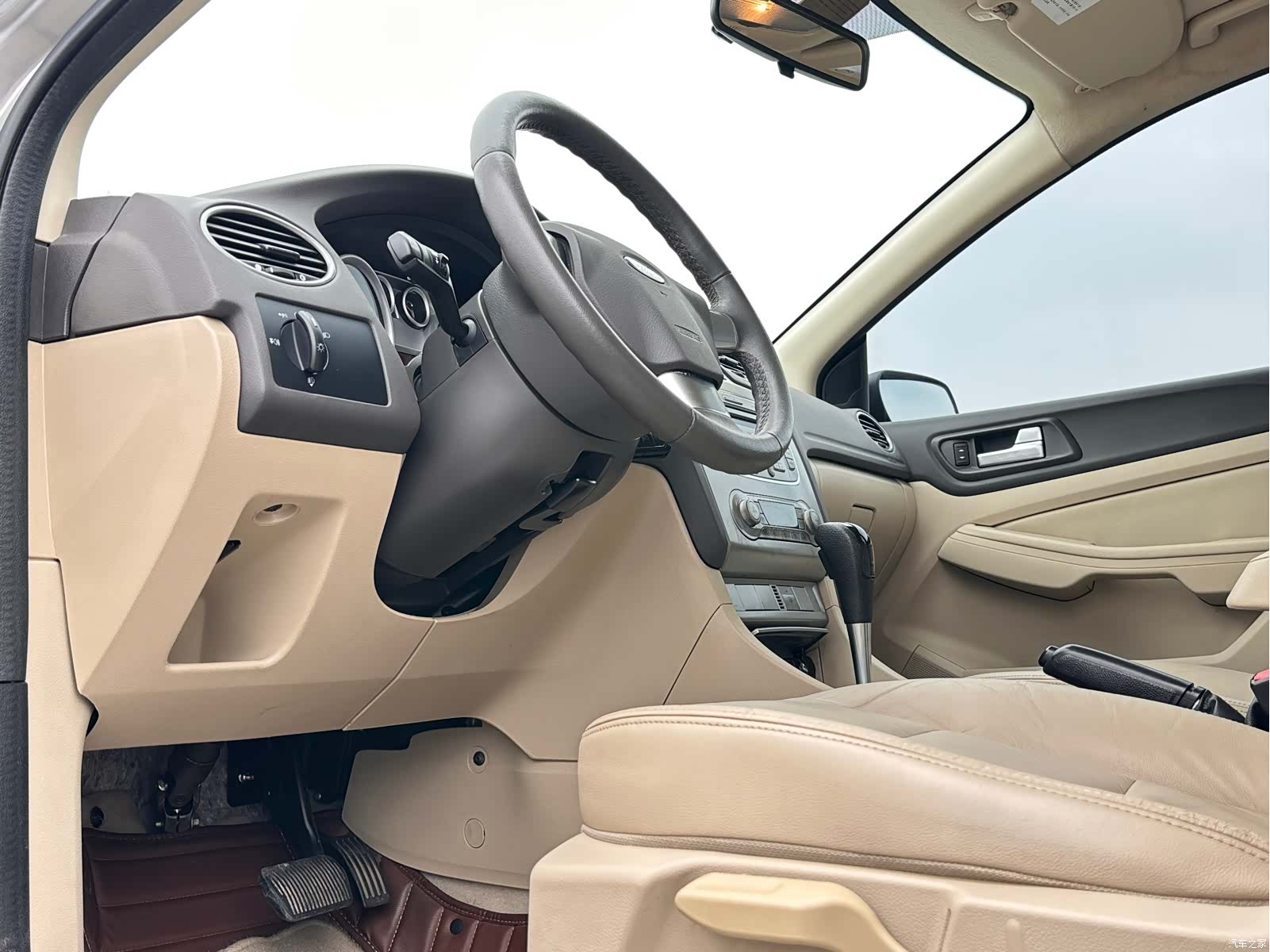 Ford Focus, 2014 11