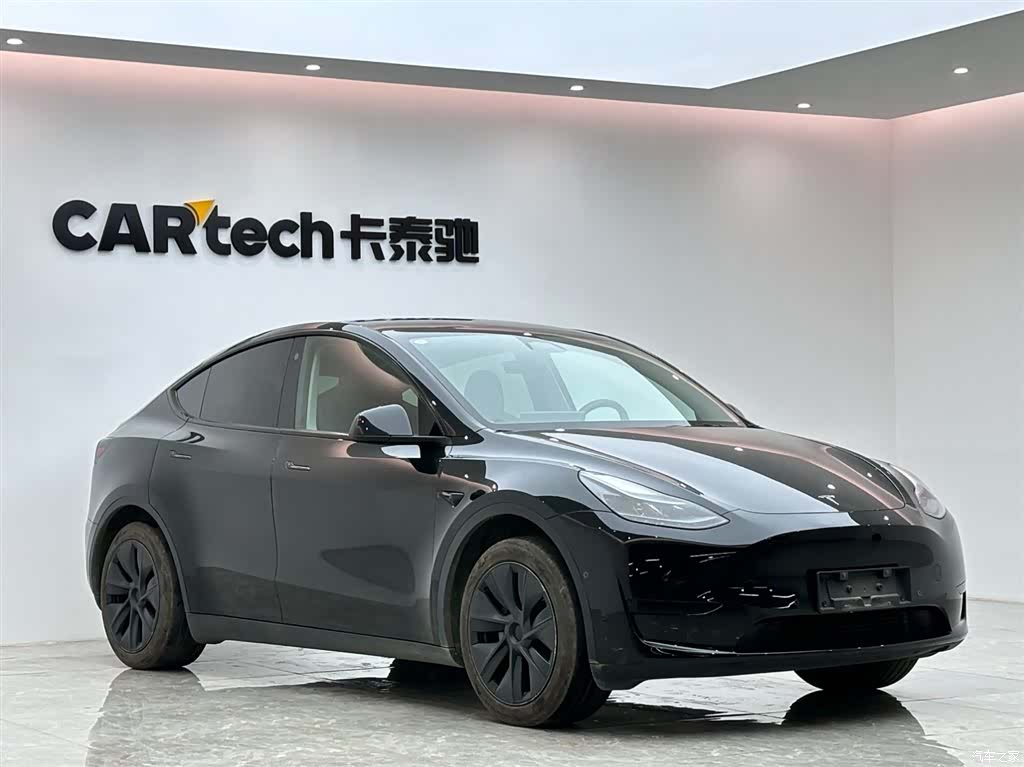 Tesla Model Y, 2023 6