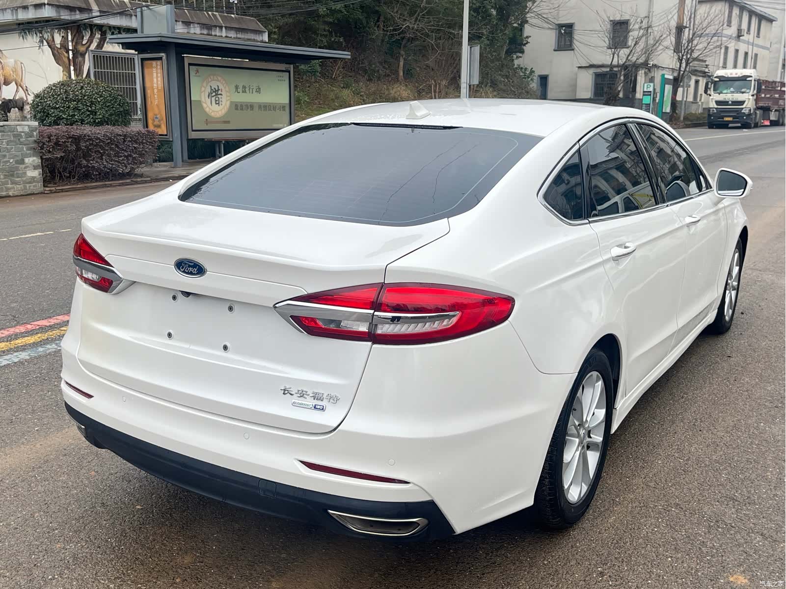 Ford Mondeo, 2020 6
